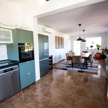 Vila Luxury Private Complex El Albir
