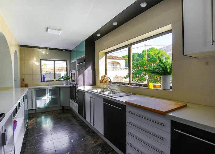 Luxury Private Complex