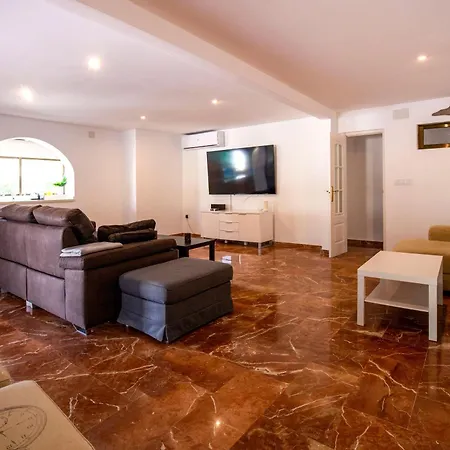 Luxury Private Complex El Albir